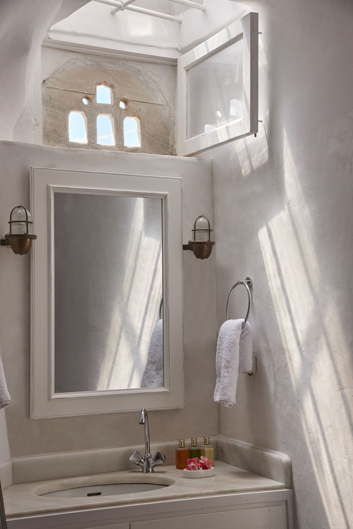 Nautilus Villa Фиростефани Экстерьер фото